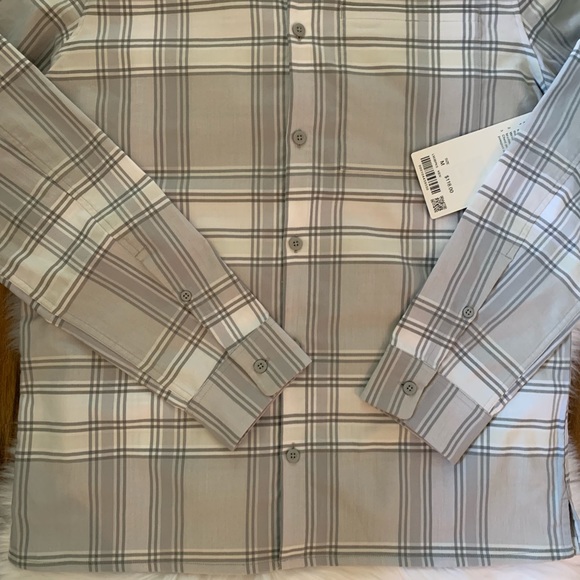 Masons peak flannel long sleeve button lululemon - Picture 3 of 6